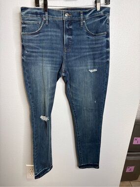 Express Size 14 Skinny Mid Rise Hyper Straight Jeans